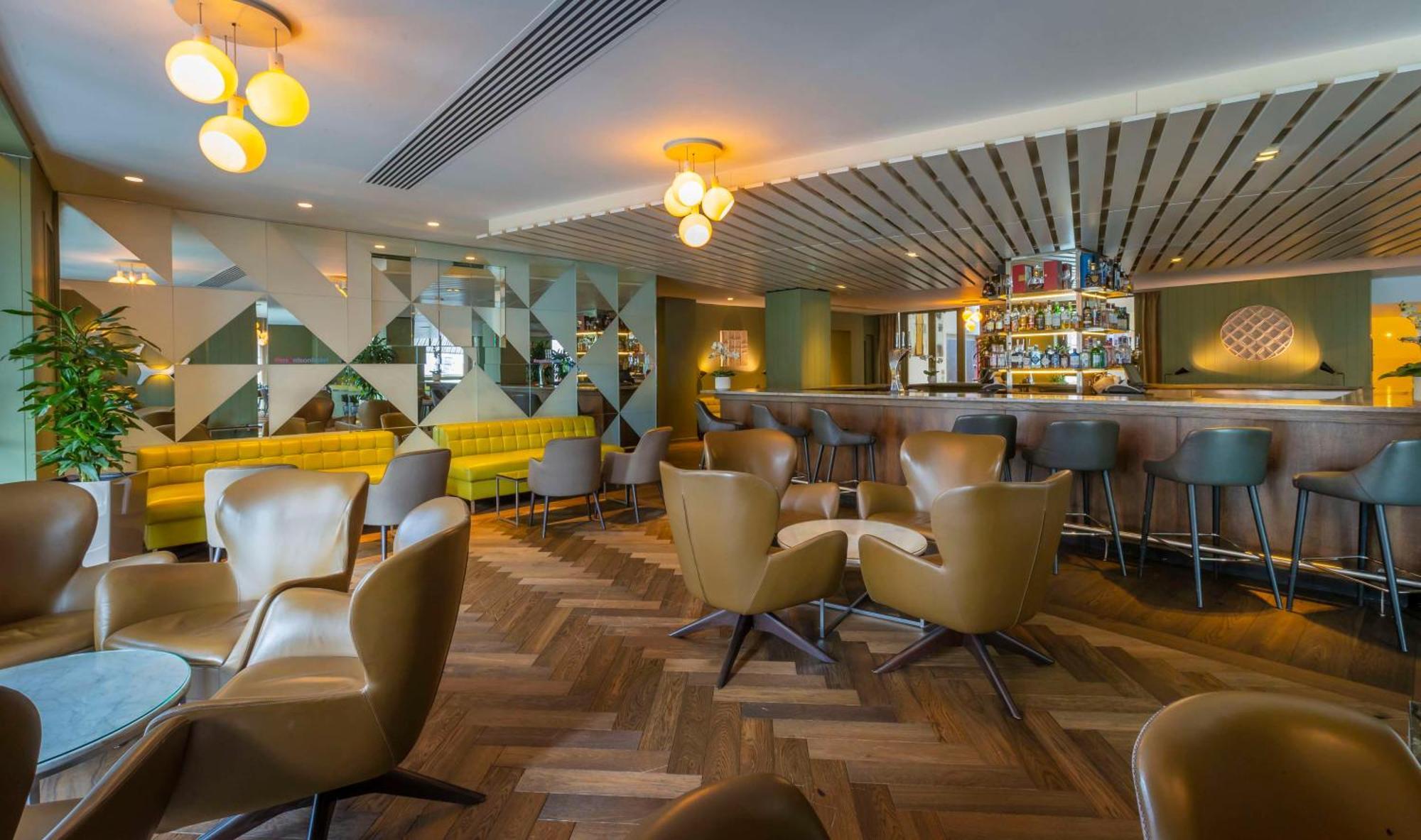 เดอะ มอริสัน ดับลิน เอ ดับเบิ้ลทรี บาย ฮิลตัน โฮเต็ล Hotel ภายนอก รูปภาพ The interior of the lounge