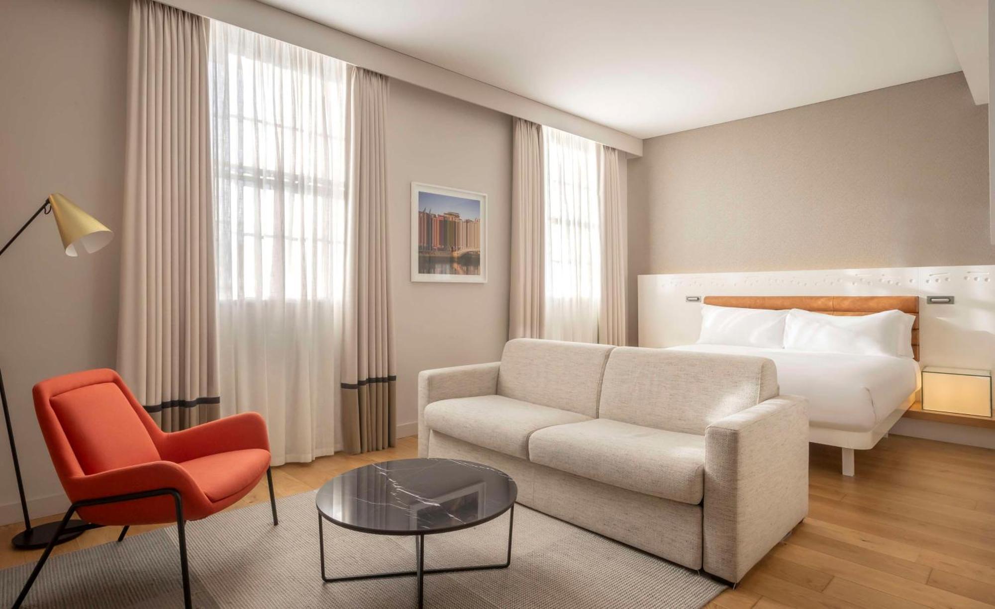 เดอะ มอริสัน ดับลิน เอ ดับเบิ้ลทรี บาย ฮิลตัน โฮเต็ล Hotel ภายนอก รูปภาพ A room at the hotel