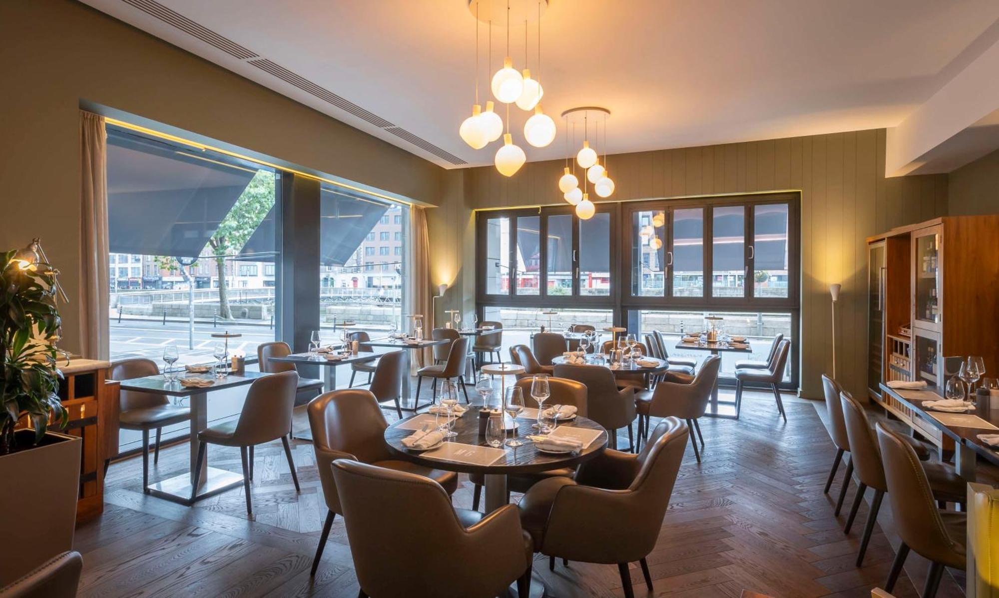 เดอะ มอริสัน ดับลิน เอ ดับเบิ้ลทรี บาย ฮิลตัน โฮเต็ล Hotel ภายนอก รูปภาพ The interior of the restaurant