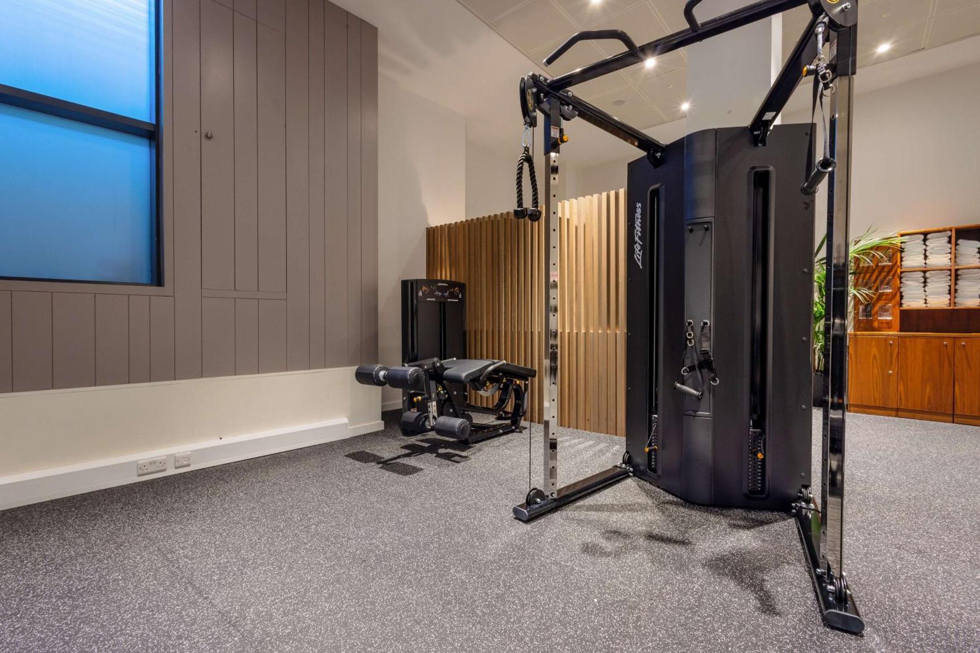 เดอะ มอริสัน ดับลิน เอ ดับเบิ้ลทรี บาย ฮิลตัน โฮเต็ล Hotel ภายนอก รูปภาพ A functional trainer